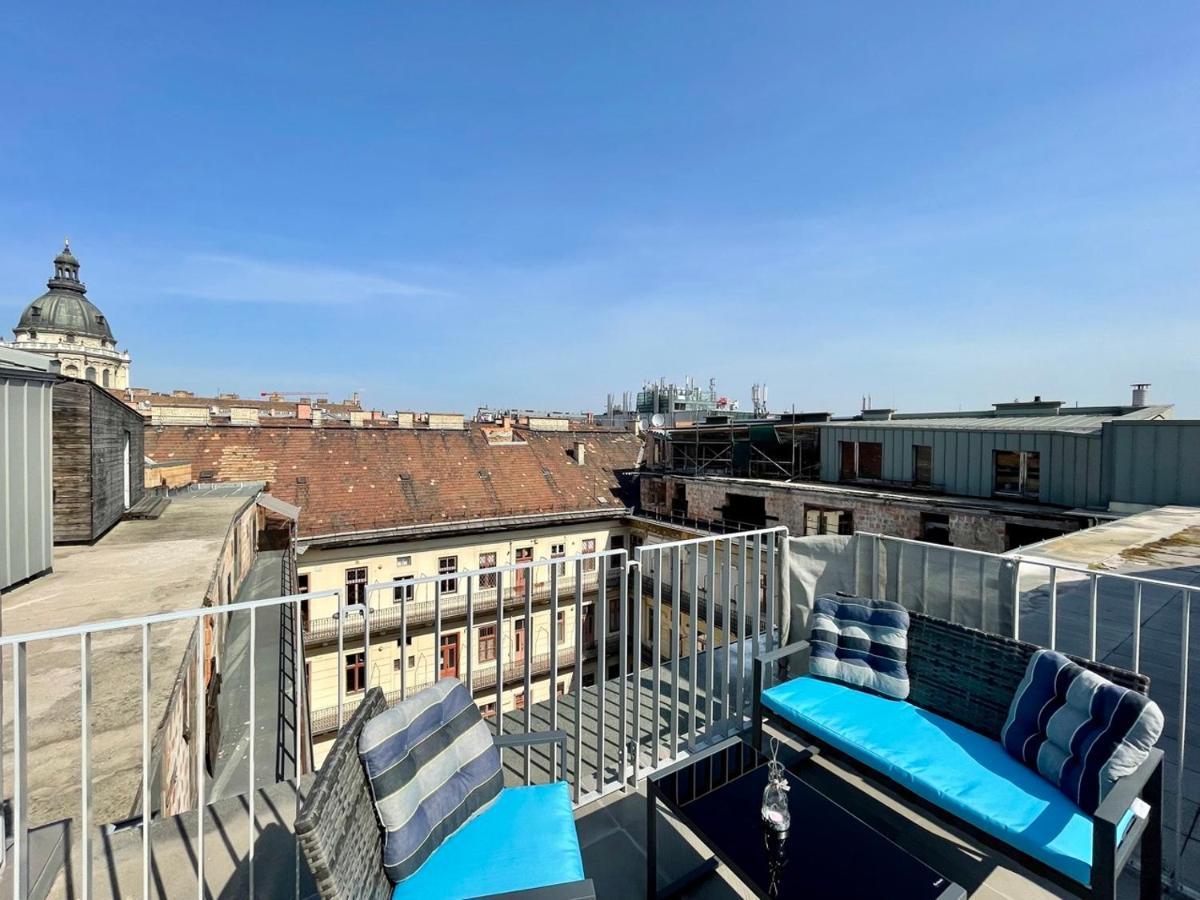 Penthouse W Private Rooftop And Free Parking บูดาเปสต์ ภายนอก รูปภาพ